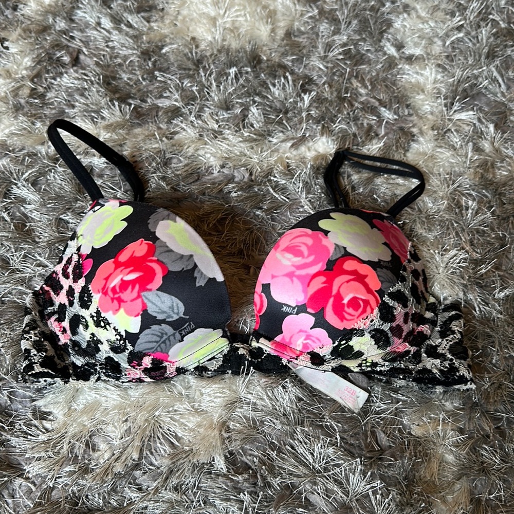 PINK Victorias Secret push-up bra